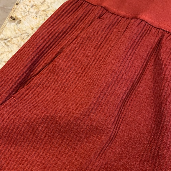 UNDER ARMOUR Journey Ribbed Shorts - Picture 7 of 14